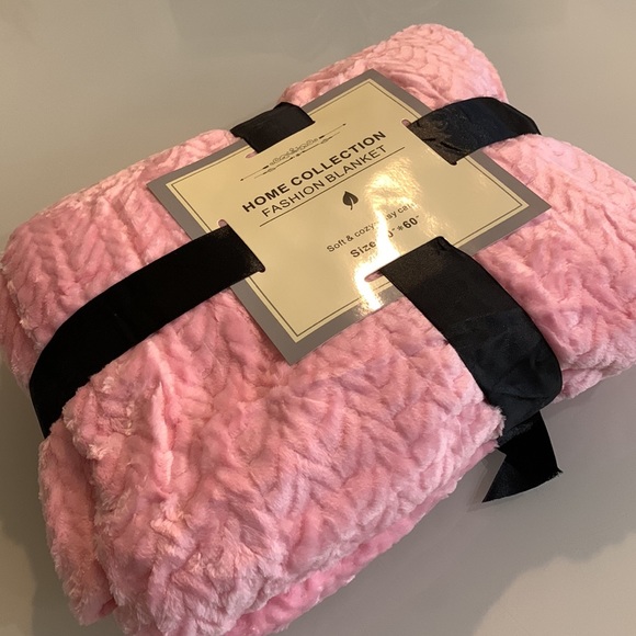 Super soft pink blanket - Picture 2 of 6